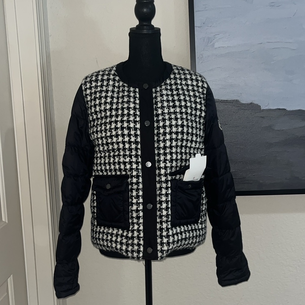 🚫🚫🚫SOLD Moncler Black and White Puffer Jacket
